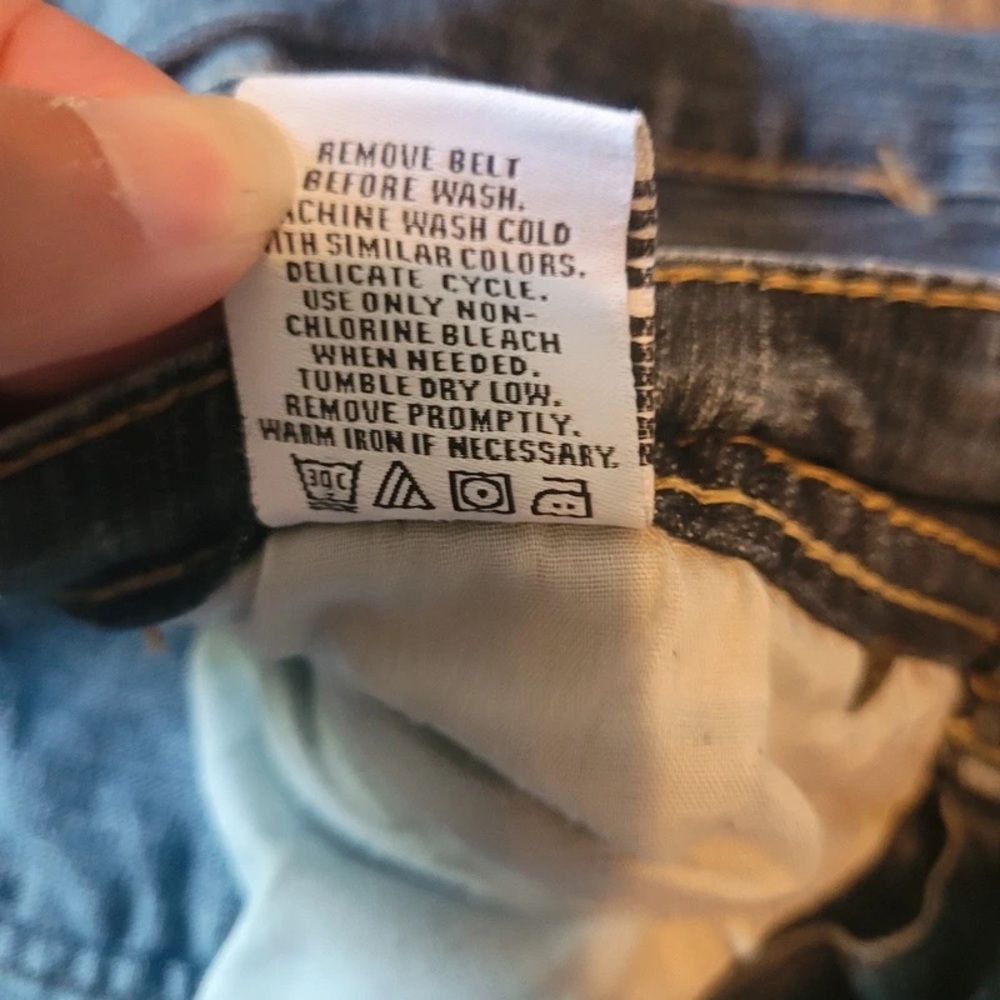 Women’s Flare Jeans in Faded Blue Denim - Picture 5 of 5